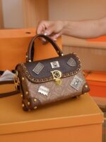 کیف استیکر دار وارداتی 331 - Image 7