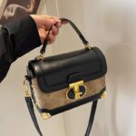 کیف صندوقی مشکی وارداتی 453 - Image 2