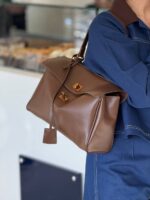 کیف بزرگ چرم وارداتی 2329 - تصویر 22